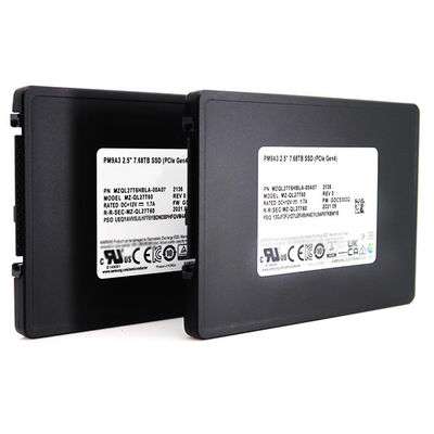 PM9A3 NVMe एंटरप्राइज़ SSD Samsung MZQL27T6HBLA-00A07 के लिए